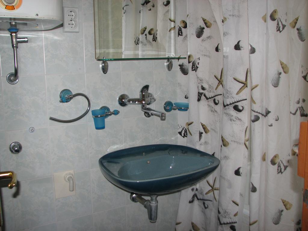 Guest House Ivo Jovanovic Sveti Stefan Oda fotoğraf